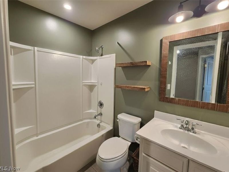 1977 S Ashwood Lane, Painesville Township, OH 44077 Photo 20