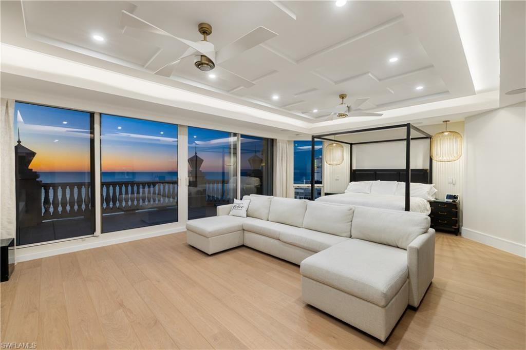 4021 Gulf Shore Blvd N, Unit 11, Naples, FL 34103 Photo