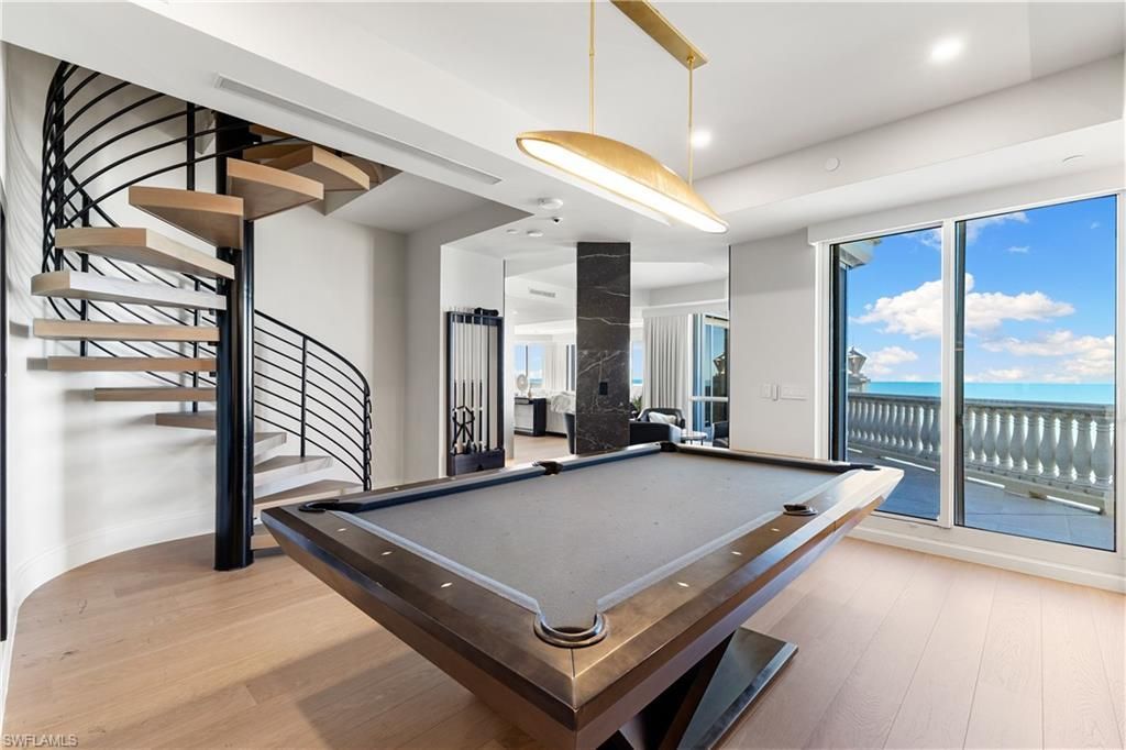 4021 Gulf Shore Blvd N, Unit 11, Naples, FL 34103 Photo