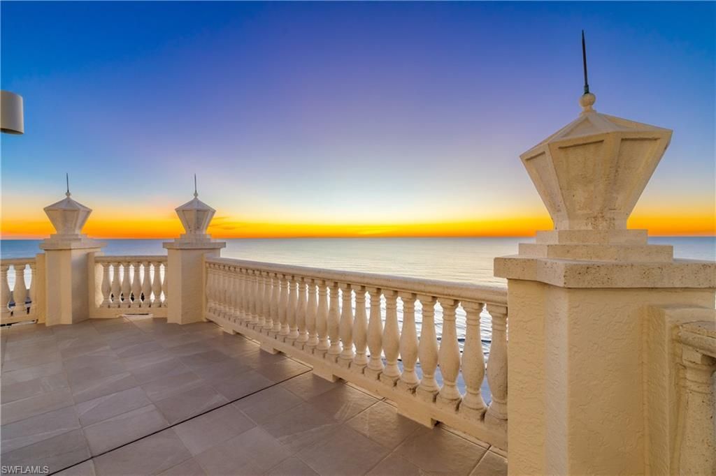 4021 Gulf Shore Blvd N, Unit 11, Naples, FL 34103 Photo