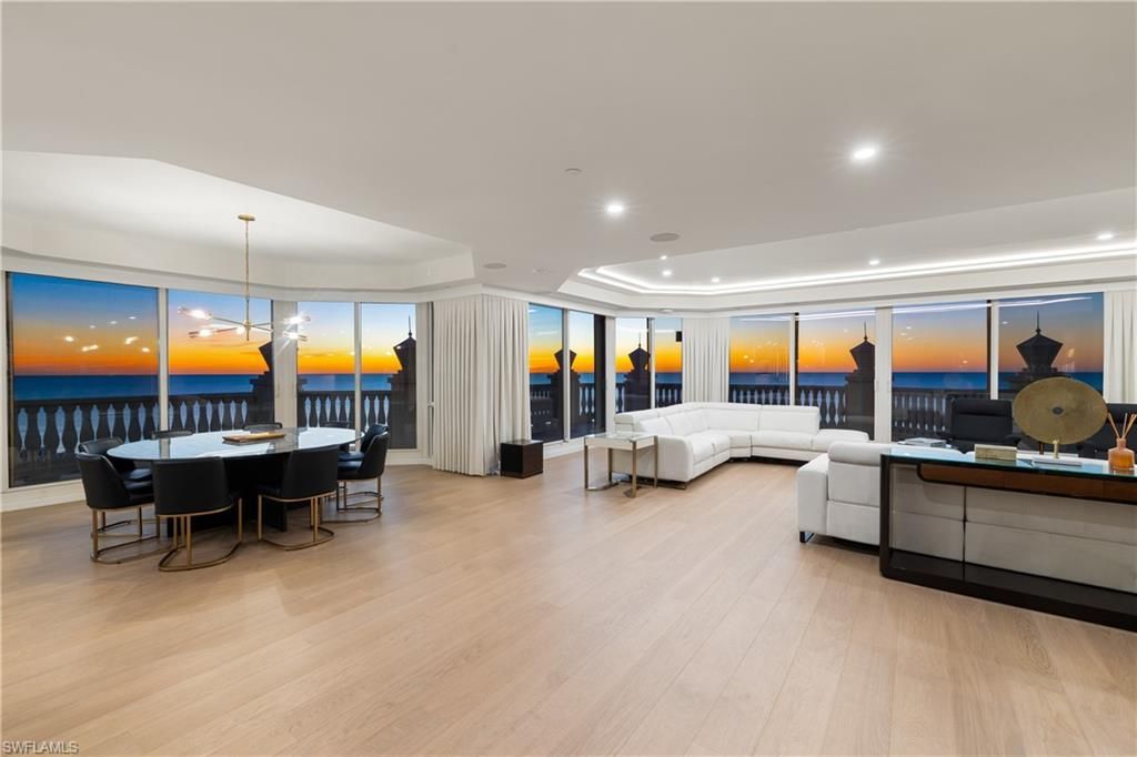 4021 Gulf Shore Blvd N, Unit 11, Naples, FL 34103 Photo