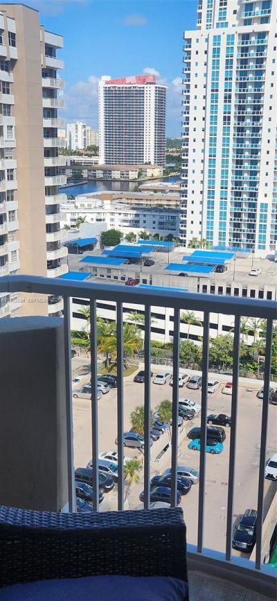 1985 S Ocean Dr, Unit 15M, Hallandale Beach, FL 33009 Photo