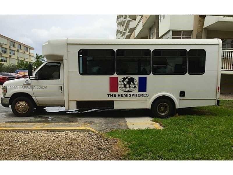 1985 S Ocean Dr, Unit 15M, Hallandale Beach, FL 33009 Photo