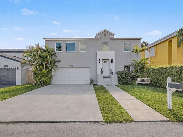 11932 SW 273rd St, Homestead, FL 33032