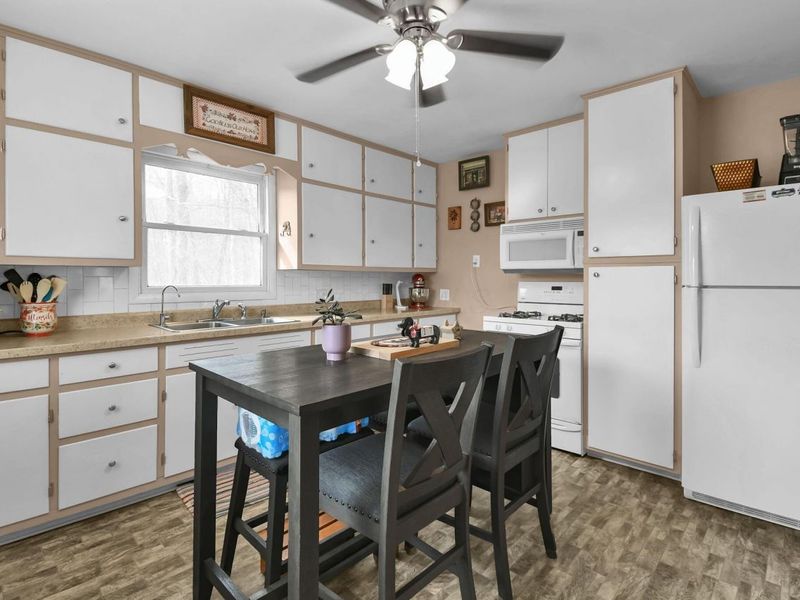 21839 County Road 81, Glenmont, OH 44628 Photo 6