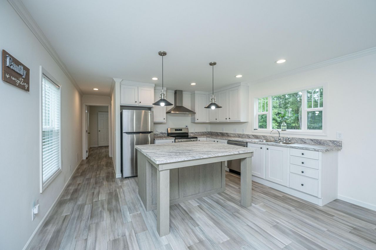 204 Wyman Road Photo 13