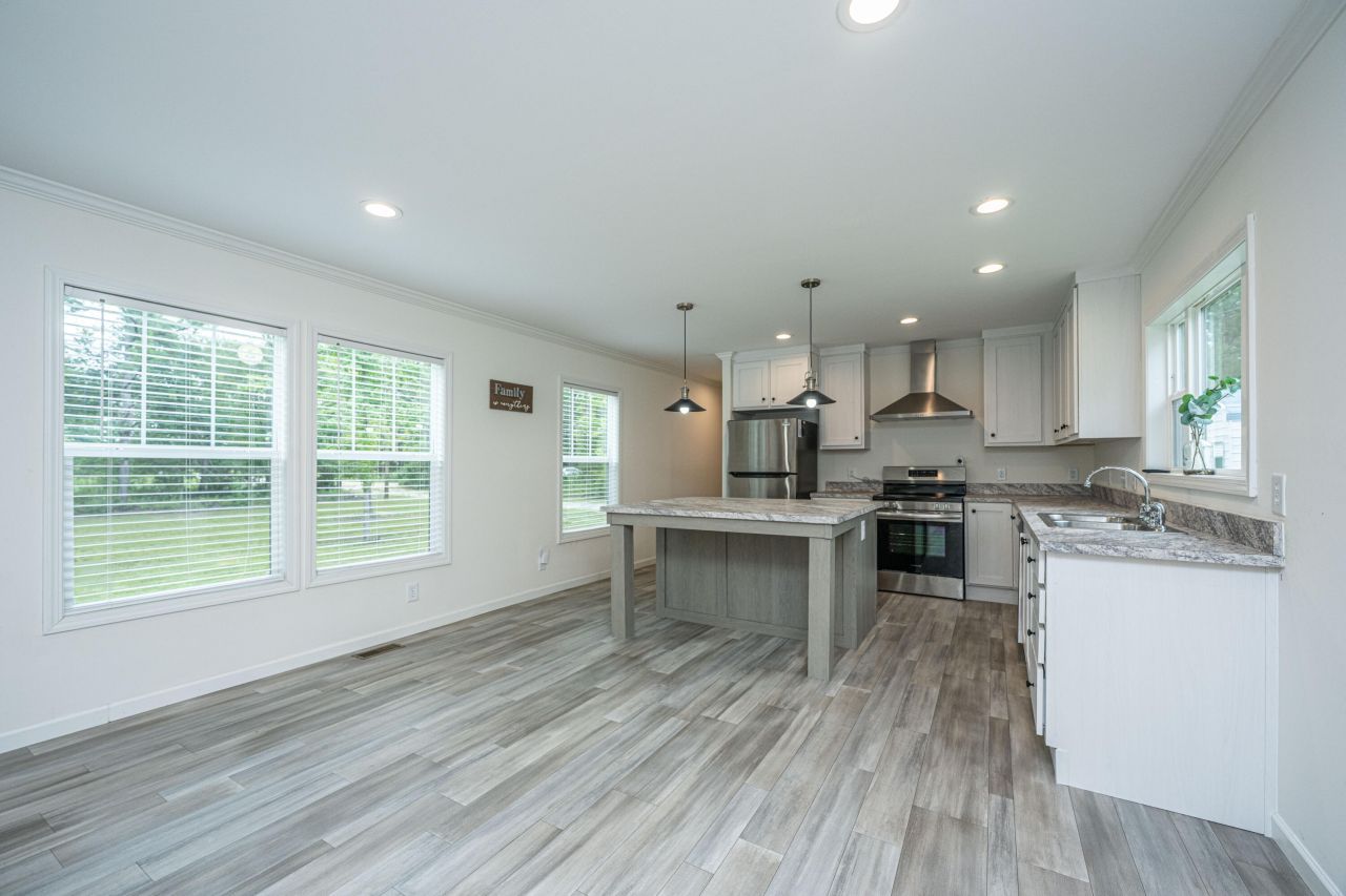 204 Wyman Road Photo 15