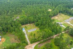 204 Wyman Road photo 4