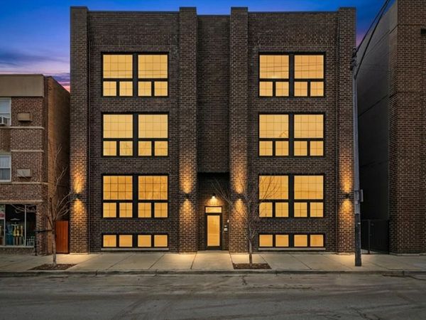 5824 N Lincoln Avenue, Unit 2S, Chicago, IL 60659