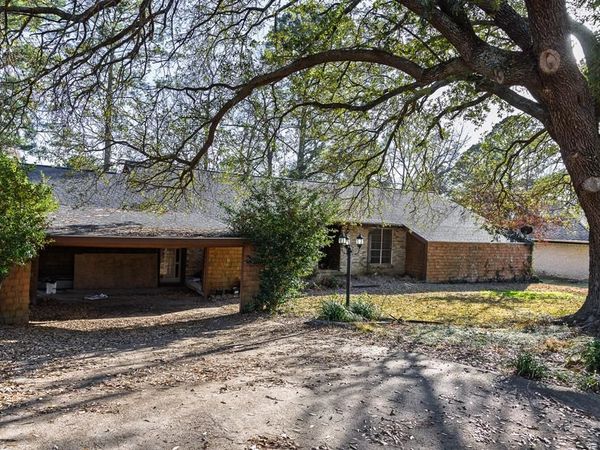 1006 Rikkity Lane, Mount Pleasant, TX 75455