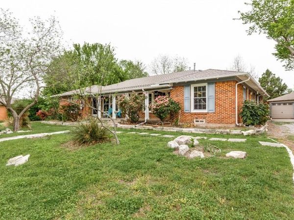 9520 Ash Creek Drive, Dallas, TX 75228