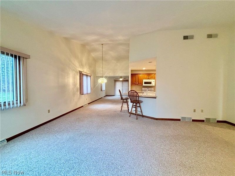 4175 Fawn Trail NE, Unit A, Warren, OH 44483 Photo 18