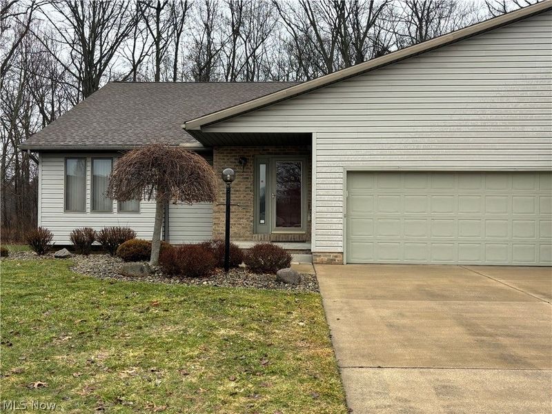 4175 Fawn Trail NE, Unit A, Warren, OH 44483 Photo 3