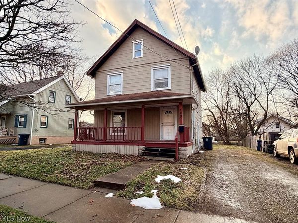320 Para Avenue, Akron, OH 44305