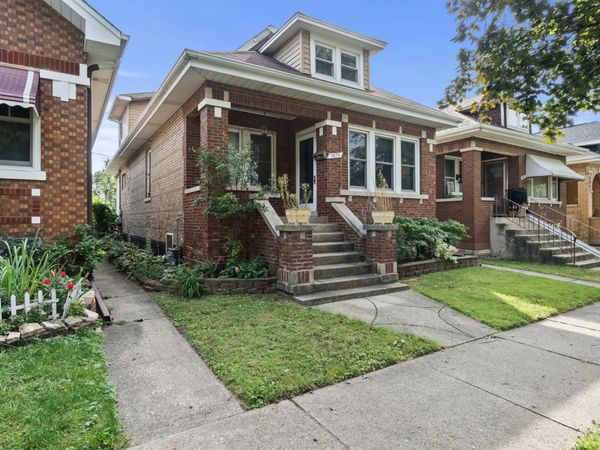 3825 Kenilworth Avenue, Berwyn, IL 60402