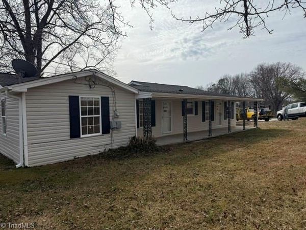 2115 Ararat Road, Ararat, NC 27007