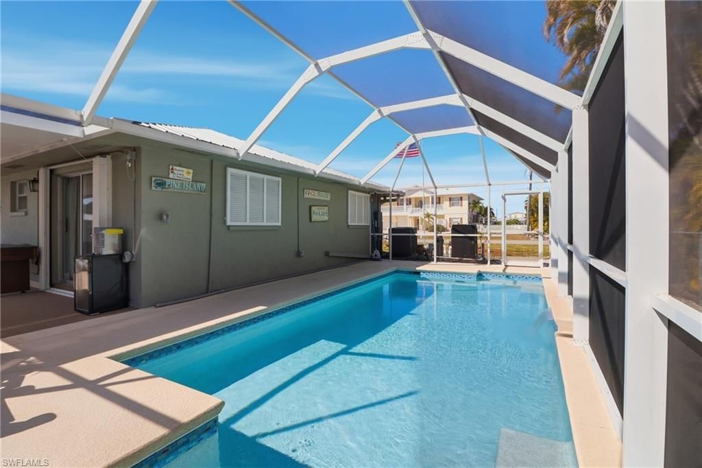 2740 Sanibel Blvd, Saint James City, FL 33956 Photo