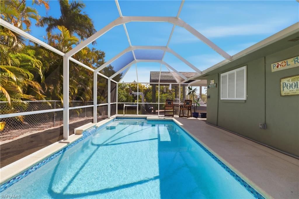 2740 Sanibel Blvd, Saint James City, FL 33956 Photo