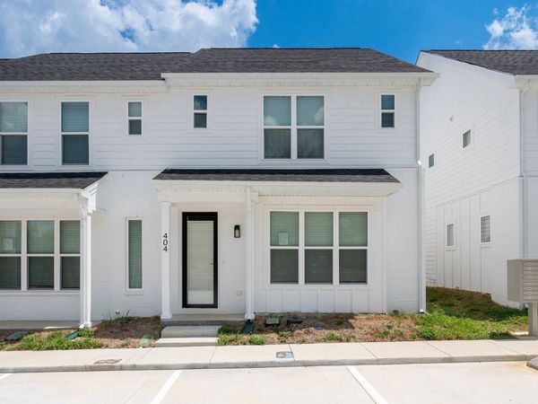 404 Curtis Hilton Way, Lebanon, TN 37087