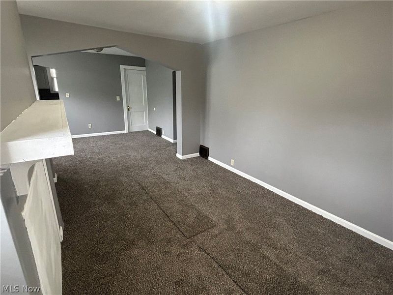 828 Grandview Avenue, Coshocton, OH 43812 Photo 6