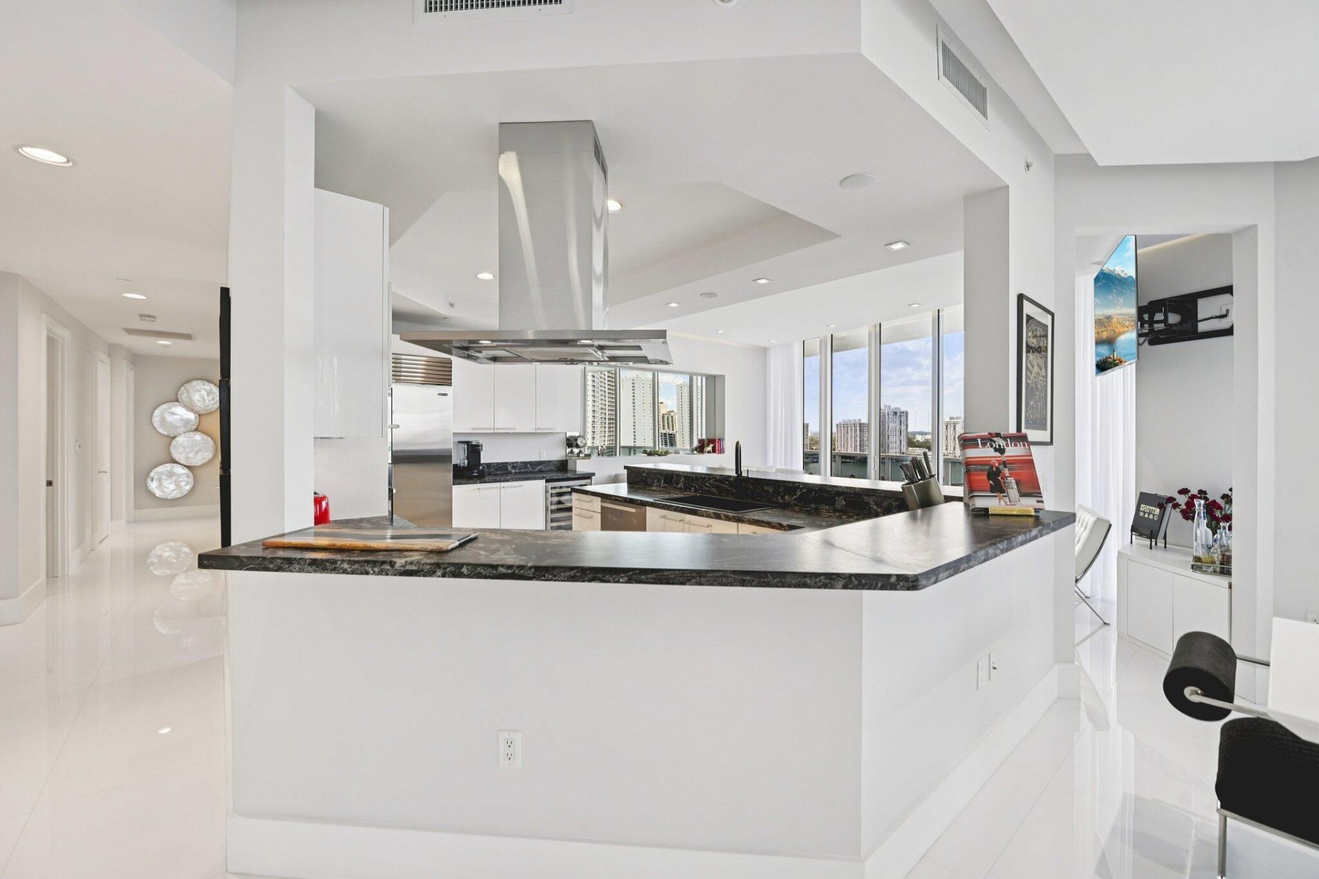 4100 Island Boulevard, Unit 1204, Aventura, FL 33160 Photo