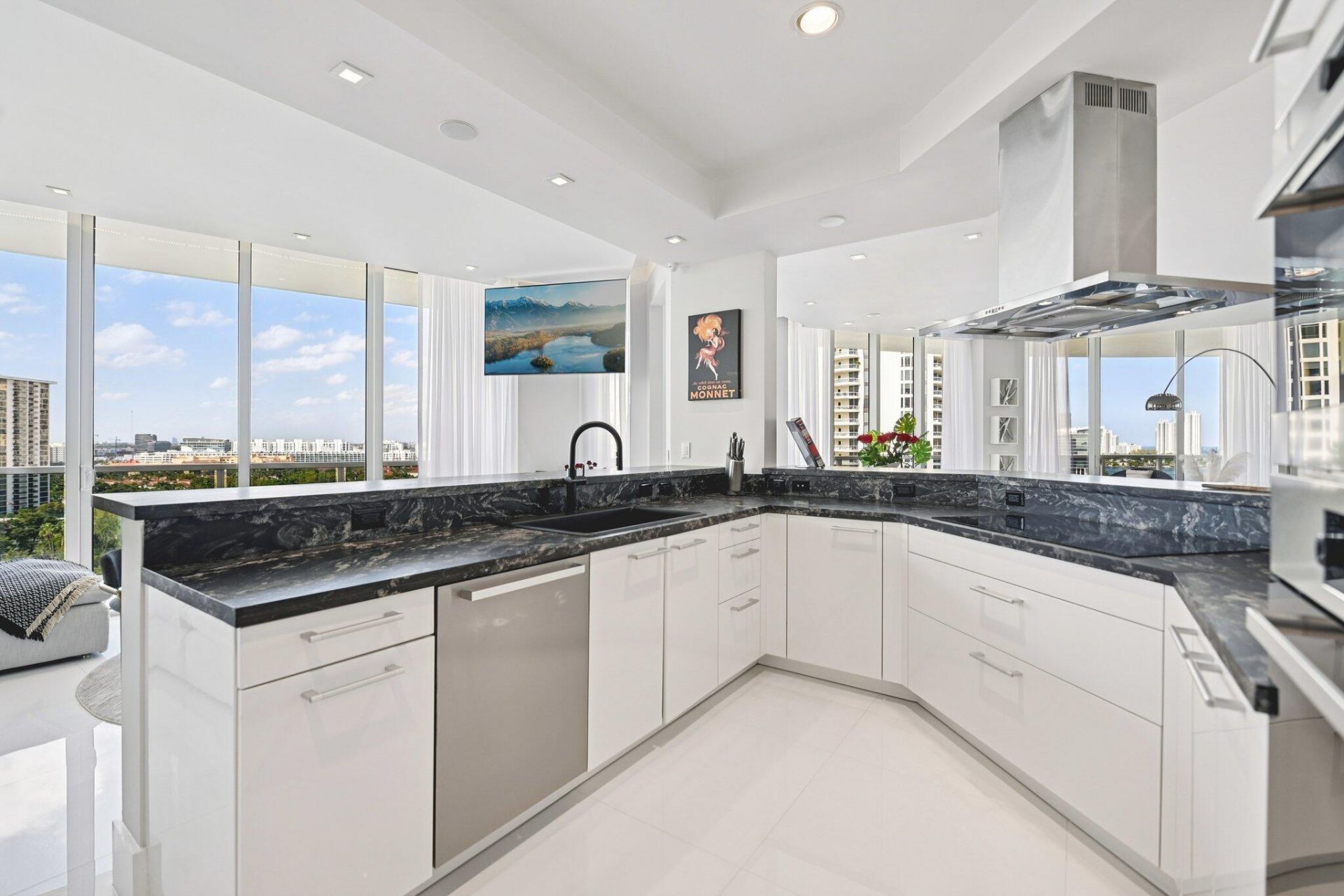 4100 Island Boulevard Boulevard, Unit 1204, Aventura, FL 33160 Photo
