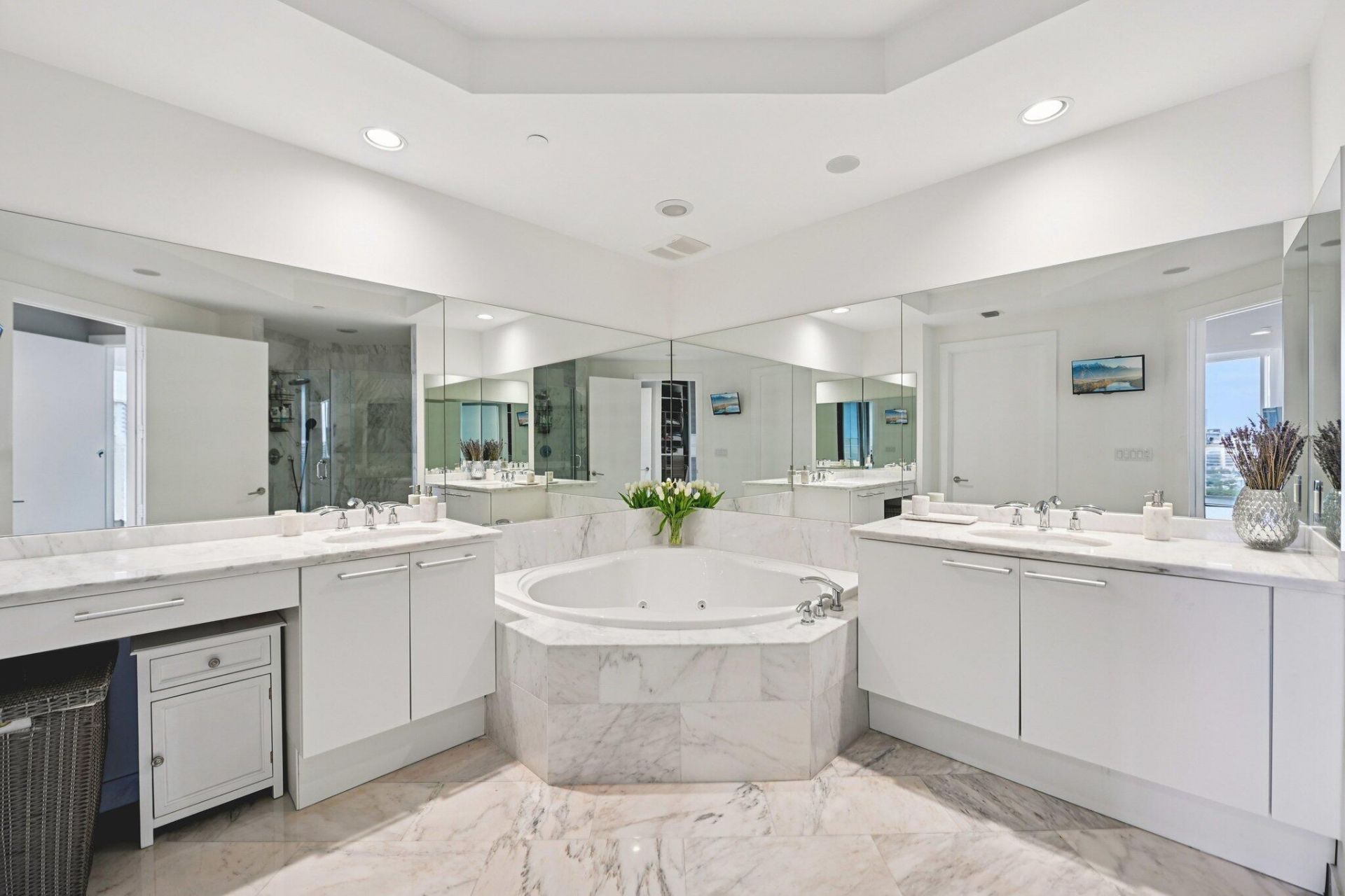 4100 Island Boulevard, Unit 1204, Aventura, FL 33160 Photo