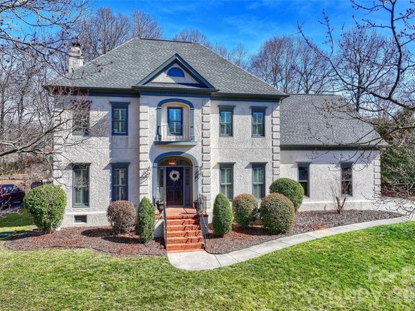 9434 Tresanton Drive, Charlotte, NC 28210