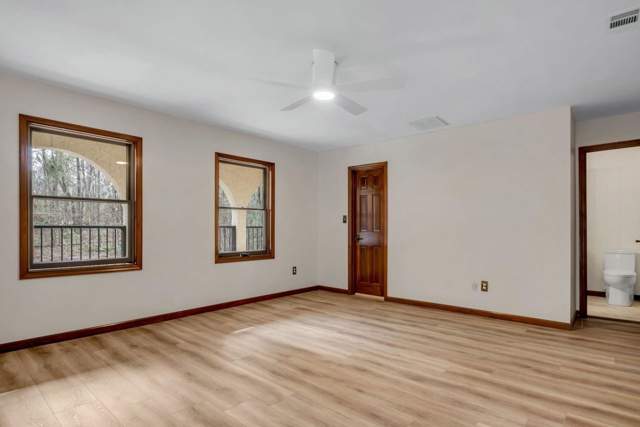 6375 Thomasville Road, Tallahassee, FL 32312 Photo