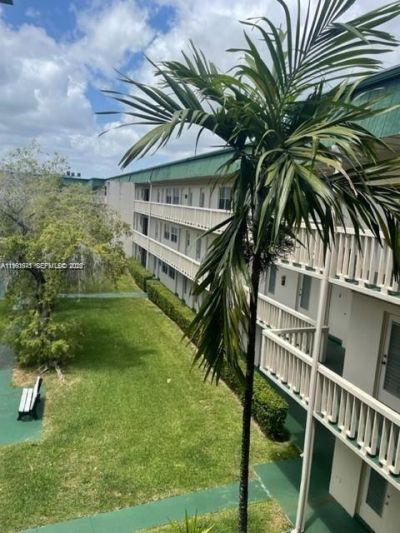 1450 Atlantic Shores Blvd , Unit 304, Hallandale Beach, FL 33009 Photo