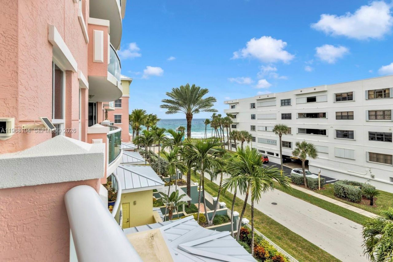 2051 SE 3rd St, Unit 406, Deerfield Beach, FL 33441 Photo