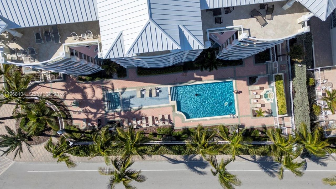 2051 SE 3rd St, Unit 406, Deerfield Beach, FL 33441 Photo