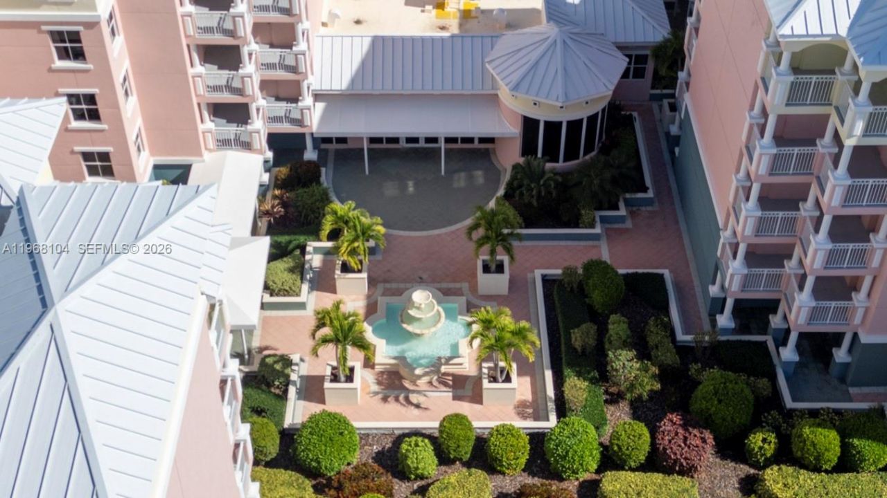 2051 SE 3rd St, Unit 406, Deerfield Beach, FL 33441 Photo