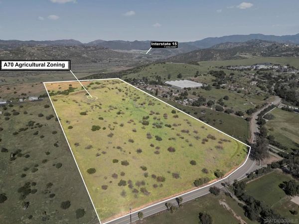 W Lilac Road, Bonsall, CA 92003