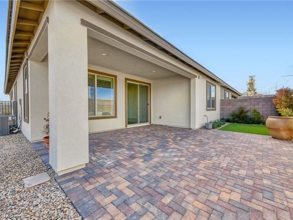 10082 Sangria Sunrise Avenue, Las Vegas, NV 89143