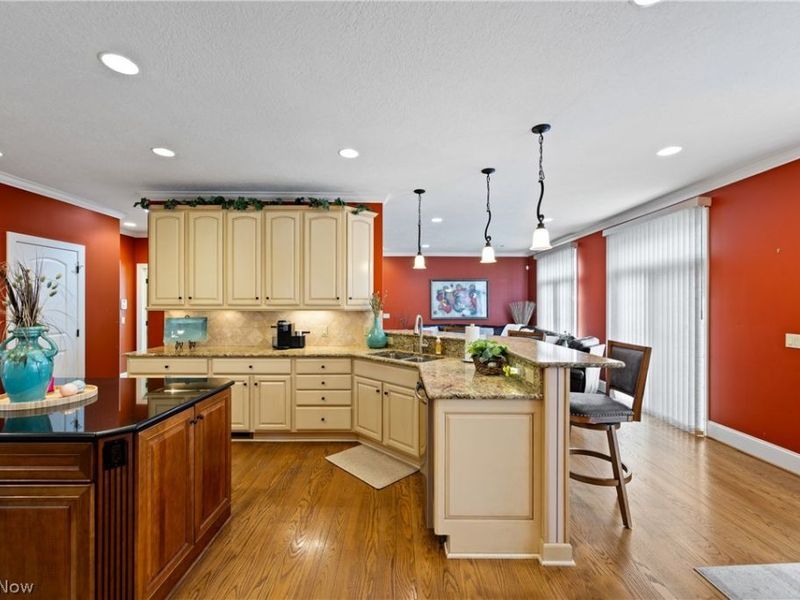 2828 Steelwood Circle, Akron, OH 44312 Photo 11