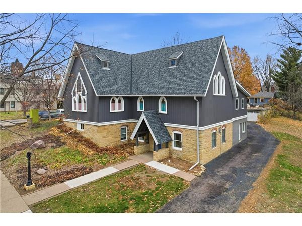 900 4th Street, Hudson, WI 54016