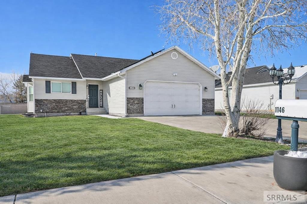 1146 S Curlew Drive, Ammon, ID 83406 Main Photo