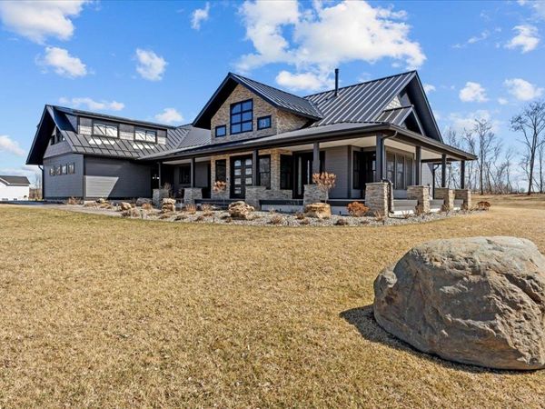 61 Lakewood Drive, Swanton, VT 05488