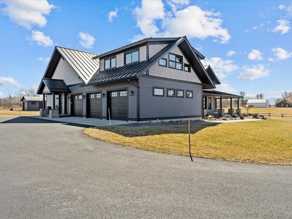 61 Lakewood Drive, Swanton, VT 05488