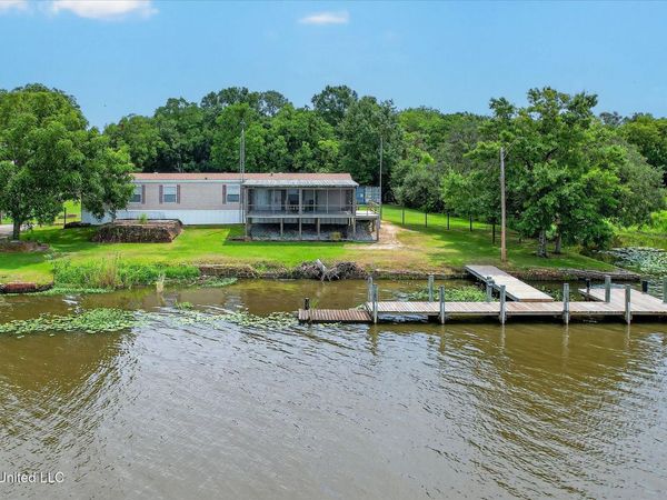 5033 Levee Street, Pearlington, MS 39572