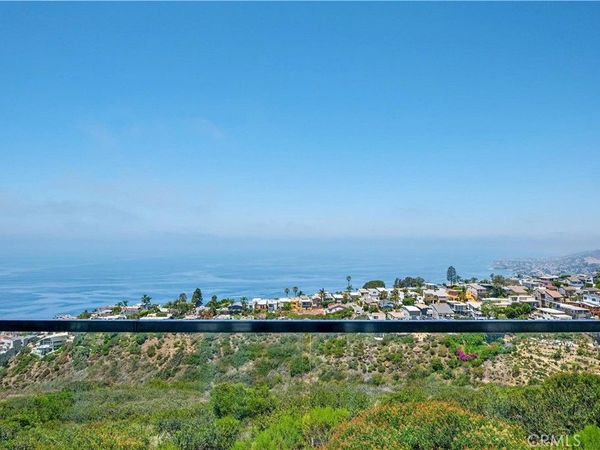 865 Quivera Street, Laguna Beach, CA 92651