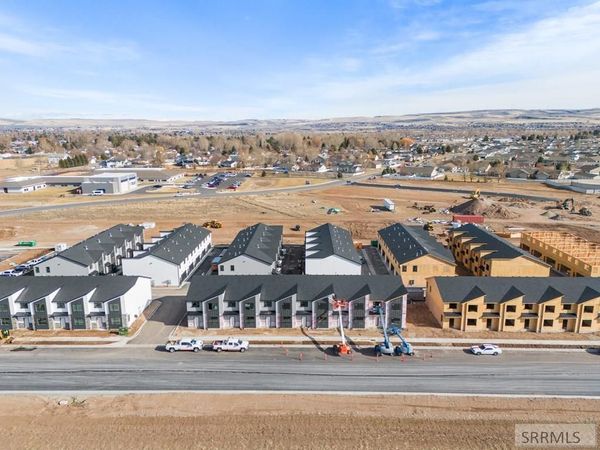 757 Curlew Drive, AMMON, ID 83401