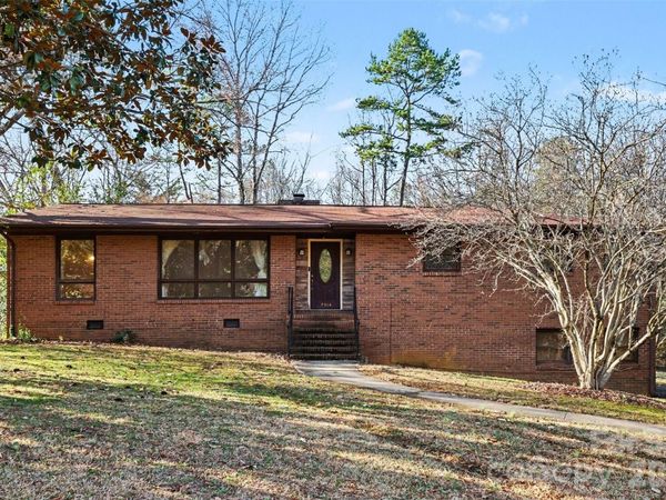 7014 Delisa Drive, Charlotte, NC 28214