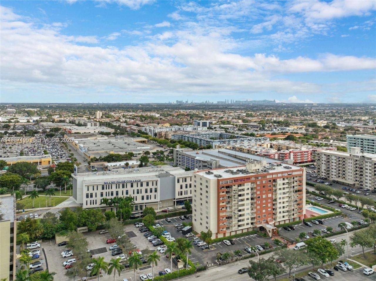 4675 W 18th Ct , Unit 1101, Hialeah, FL 33012 Photo