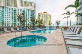 1300 Brickell Bay Dr , Unit 2412, Miami, FL 33131 Photo