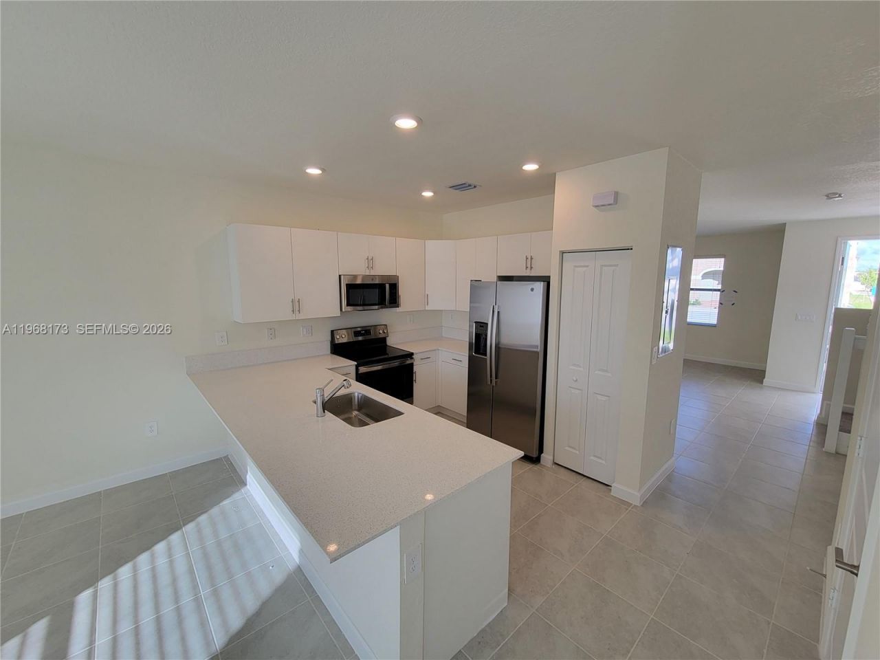 11404 W 33rd Ct, Unit 11404, Hialeah, FL 33018 Photo