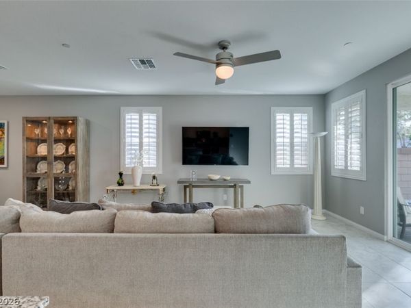 8387 Lagunilla Avenue, Las Vegas, NV 89149