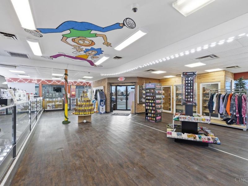 9124 Plainfield Road, Blue Ash, OH 45236 Photo 10