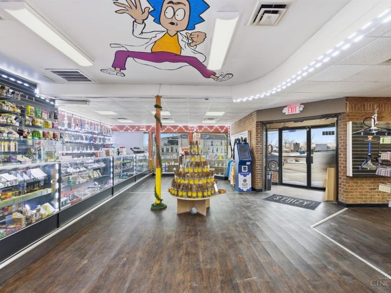 9124 Plainfield Road, Blue Ash, OH 45236 Photo 11